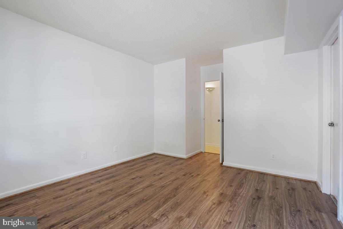 2257 Castle Rock Square, Unit 2B Reston, VA 20191 - Photo 20 of 30