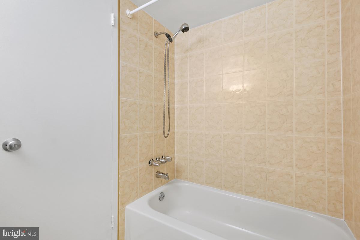 2257 Castle Rock Square, Unit 2B Reston, VA 20191 - Photo 25 of 30