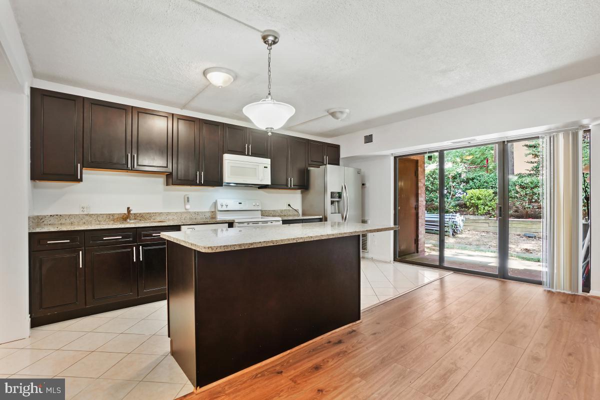 2257 Castle Rock Square, Unit 2B Reston, VA 20191 - Photo 4 of 30