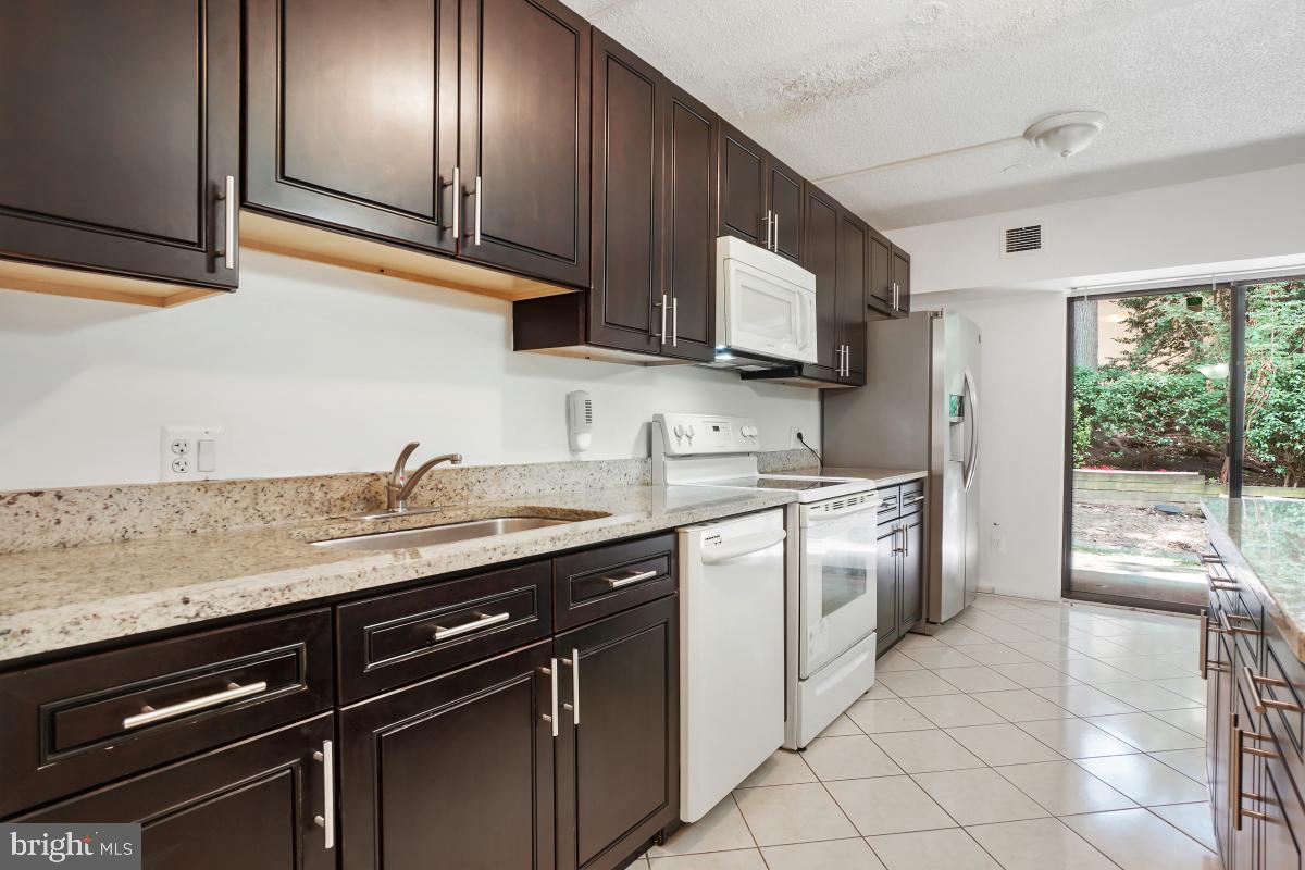 2257 Castle Rock Square, Unit 2B Reston, VA 20191 - Photo 7 of 30