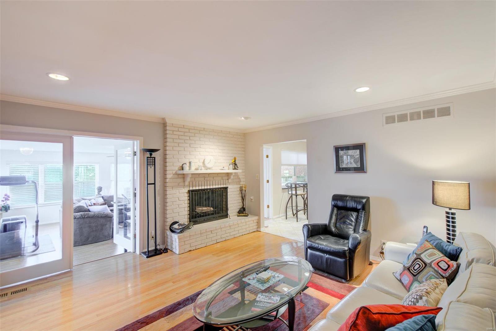 76 Boca Raton Court Chesterfield, MO 63017 - Photo 5 of 22 Gallery Image 5