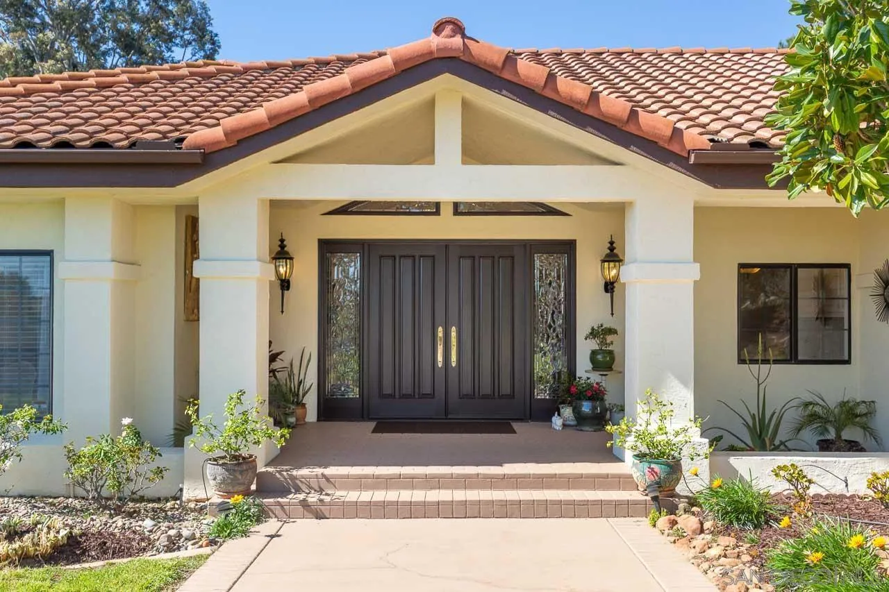 13012 Solera Way Poway, CA 92064 - Photo 2 of 45