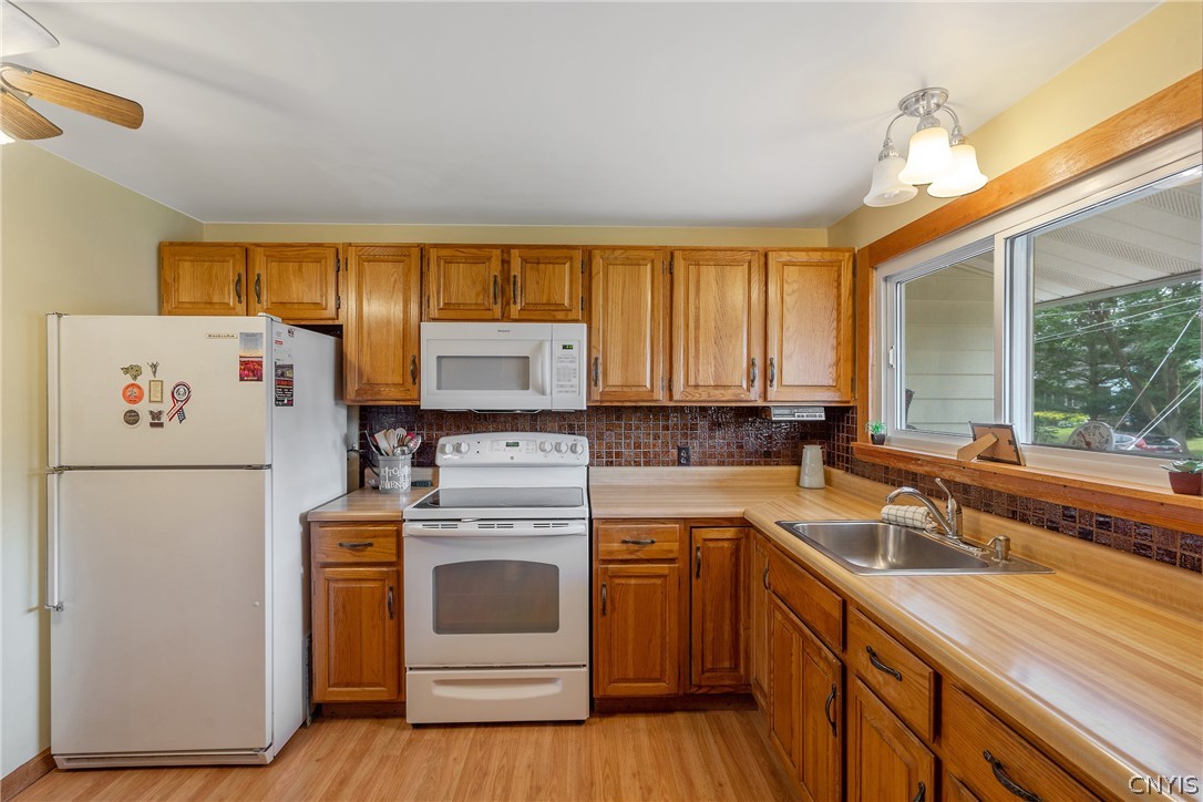 9 Cardinal Path Liverpool, NY 13090 - Photo 15 of 40 Gallery Image 15