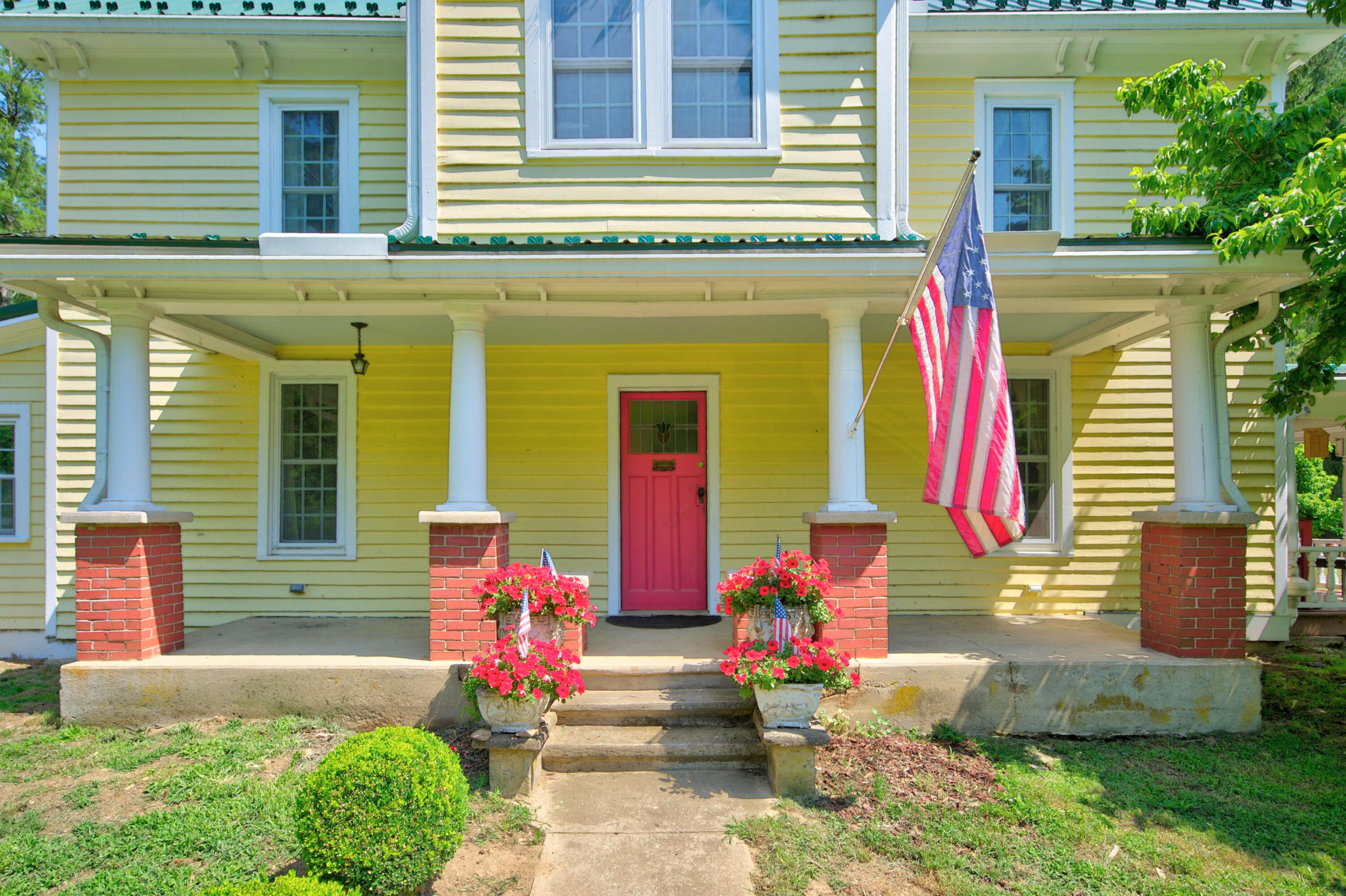2067 Bethlehem Church Road Northeast Floyd, VA 24091 - Photo 6 of 116 floyd-5