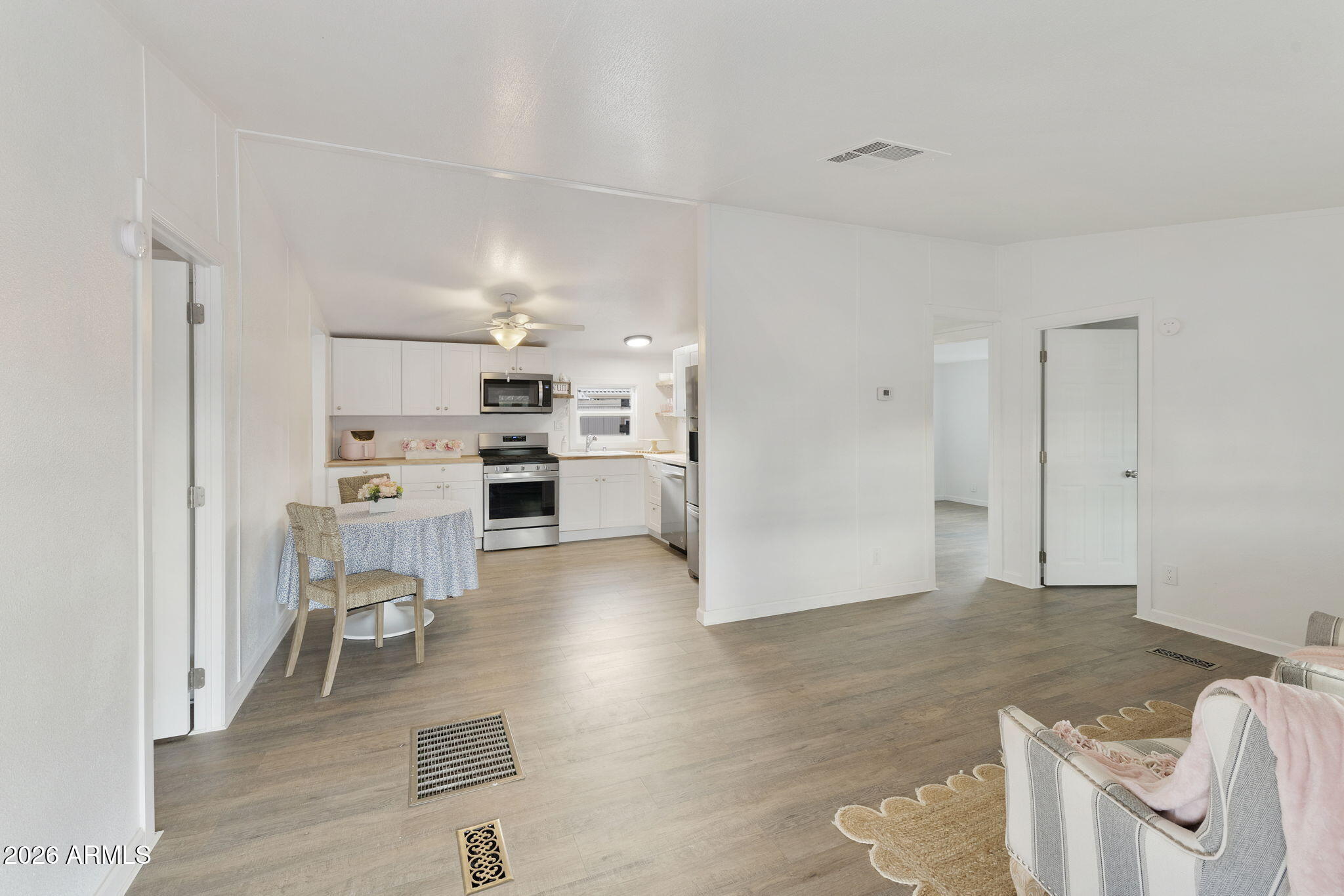 555 West Warner Road, Unit 35 Chandler, AZ 85225 - Photo 8 of 33 GREAT ROOM ENTRY