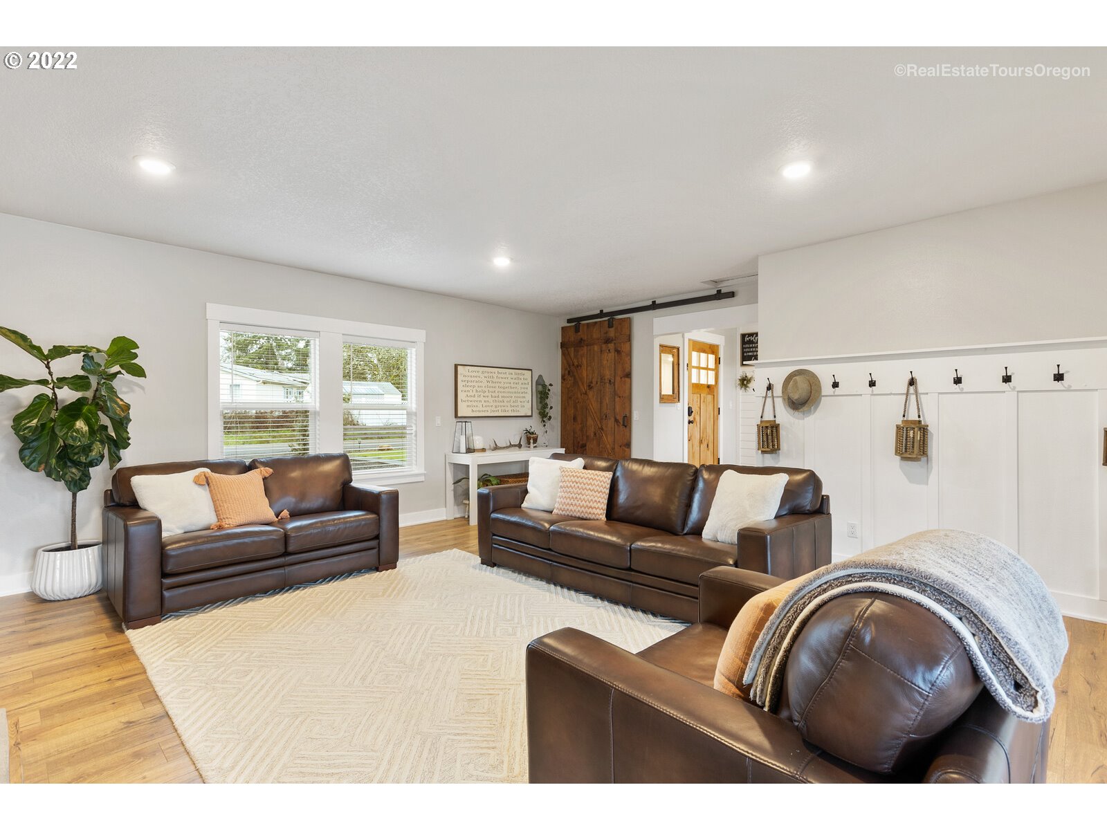 31980 Southwest Unger Road Cornelius, OR 97113 - Photo 5 of 9 a living room with furniture and a large window