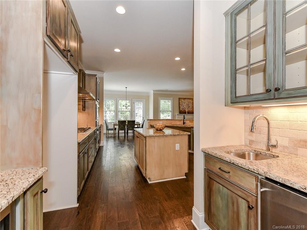 714 Harvest Pointe Drive Fort Mill, SC 29708 - Photo 7 of 36 Gallery Image 7