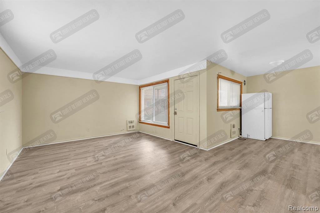 16721 Greenfield Road Detroit, MI 48235 - Photo 5 of 18
