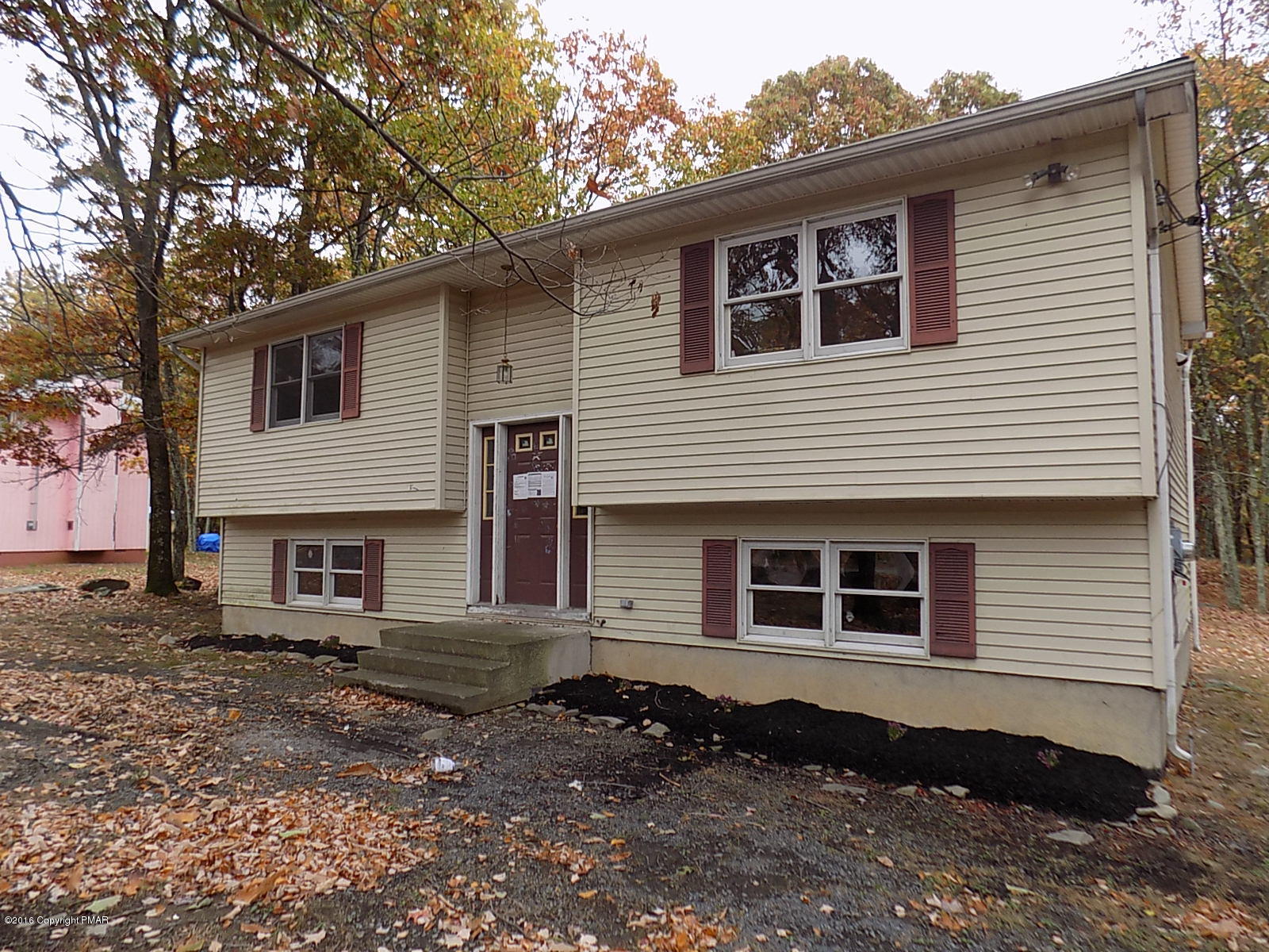 1003 Pine Ridge Bushkill, PA 18324 - Photo 6 of 10 DSCN9452