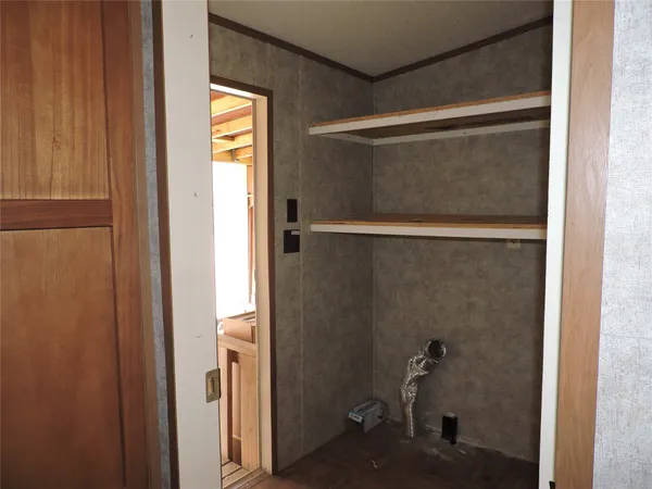 $1,500 | 4110 Jeanette Lane, Conroe, TX 77303