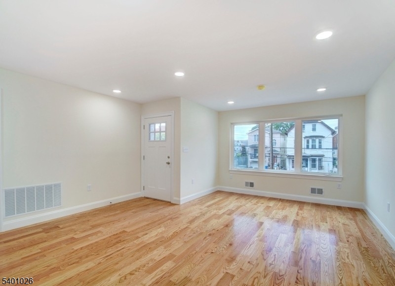 85 3rd Avenue, Unit 1 Newark, NJ 07104 - Photo 3 of 28