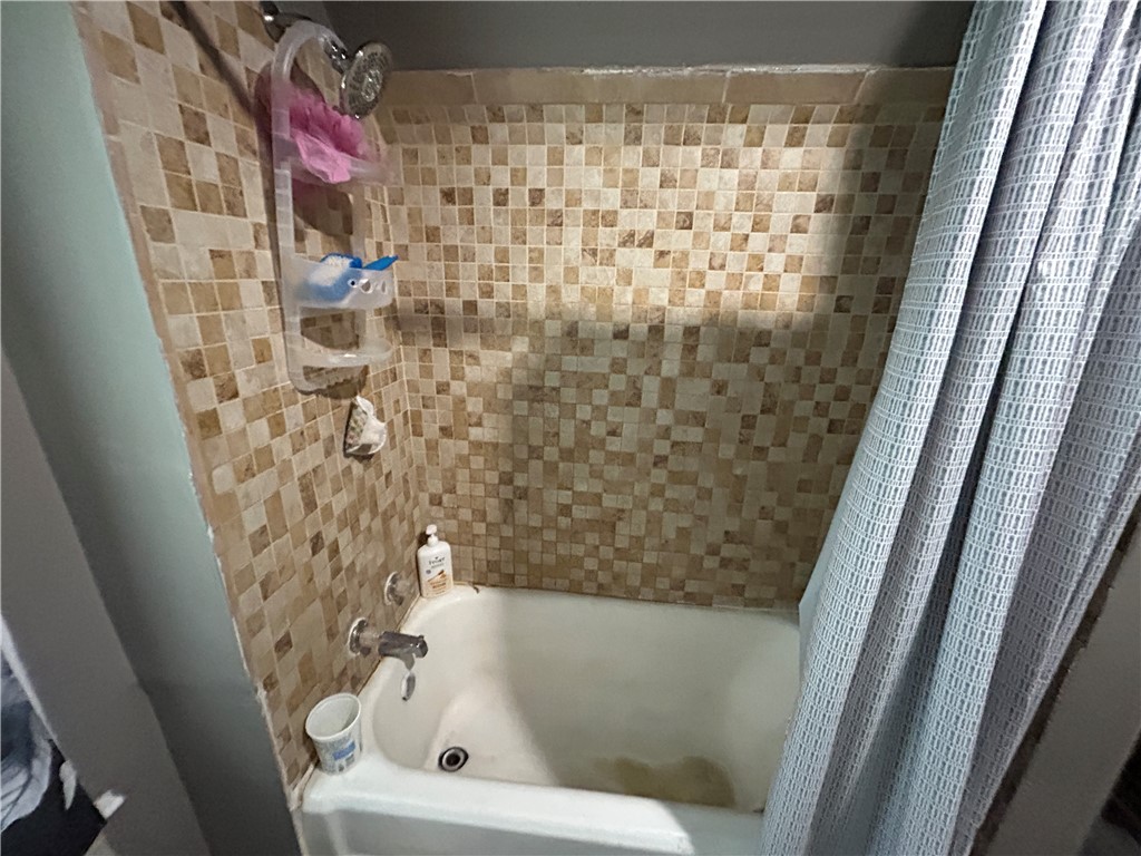 63 Roycroft Drive Rochester, NY 14621 - Photo 23 of 29