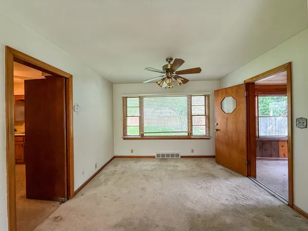 $134,900 | 1017 Mary Avenue, Dixon, IL 61021