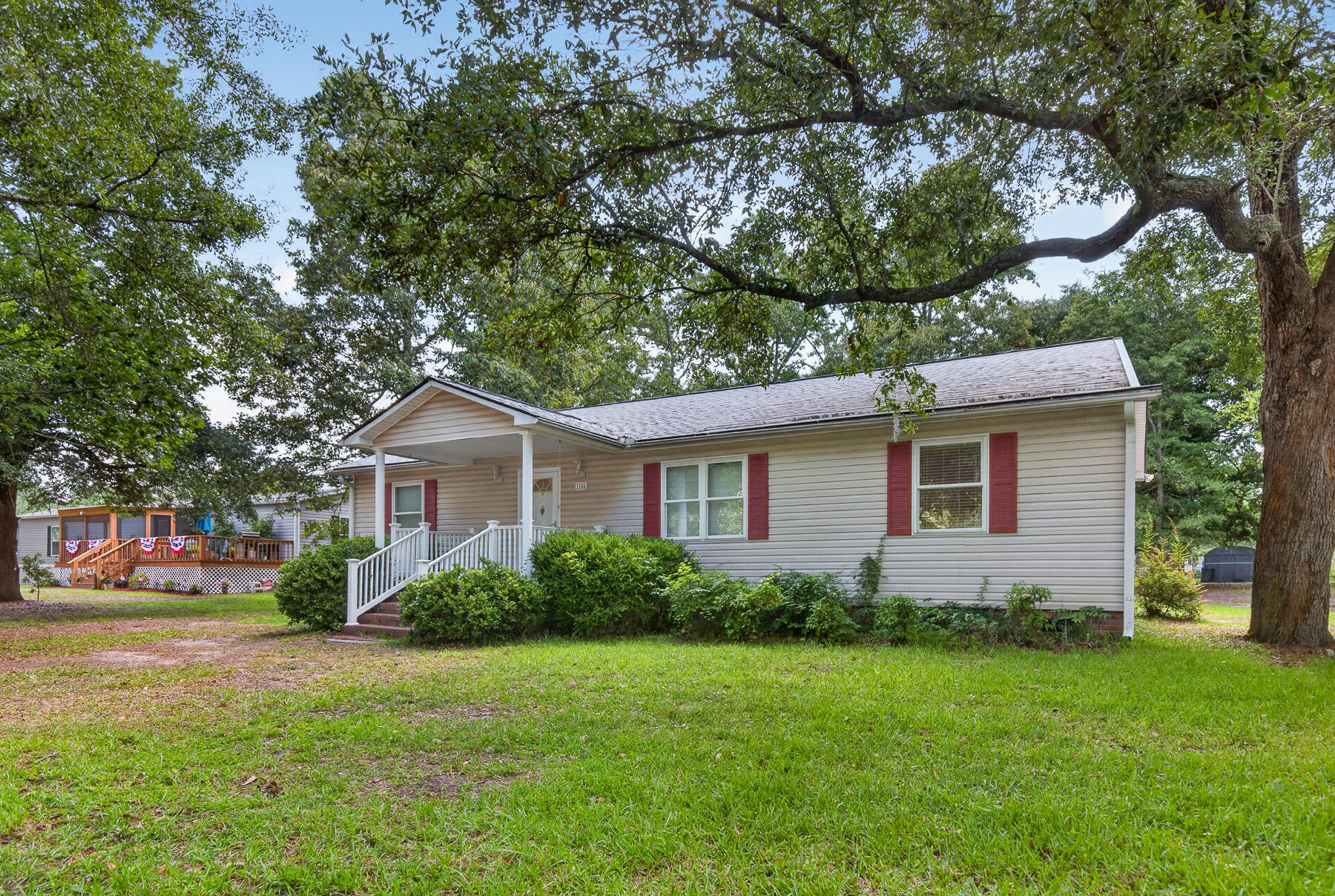 1104 Longpoint Road Cross, SC 29436 - Photo 10 of 81 MD-20