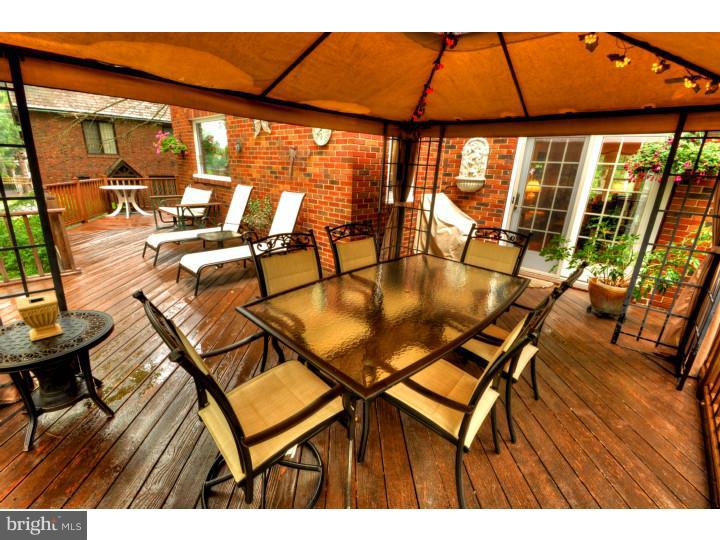 1512 Alsace Road Reading, PA 19604 - Photo 18 of 23 Deck