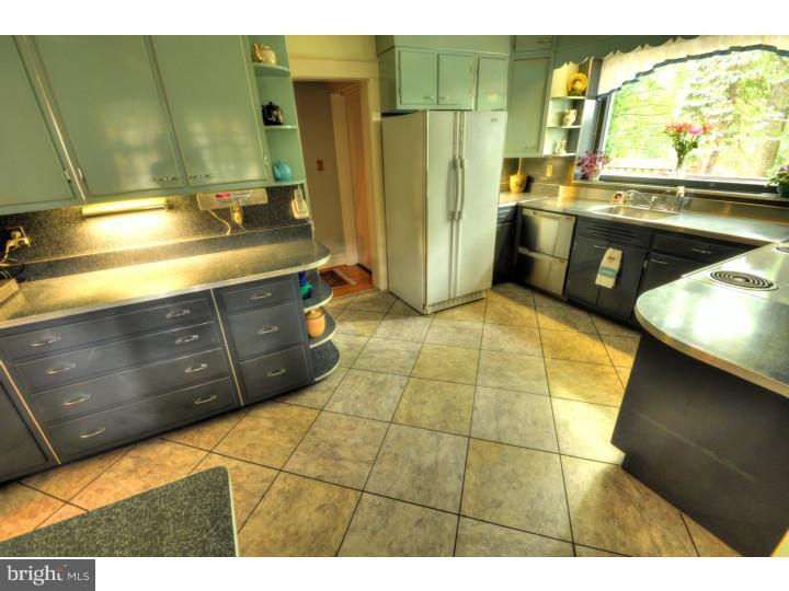 1512 Alsace Road Reading, PA 19604 - Photo 7 of 23 Kitchen