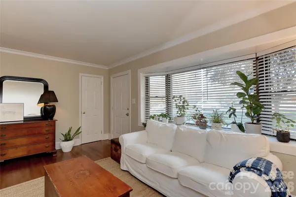 $3,200 | 1308 Mockingbird Lane, Charlotte, NC 28209