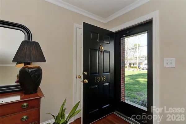 $3,200 | 1308 Mockingbird Lane, Charlotte, NC 28209