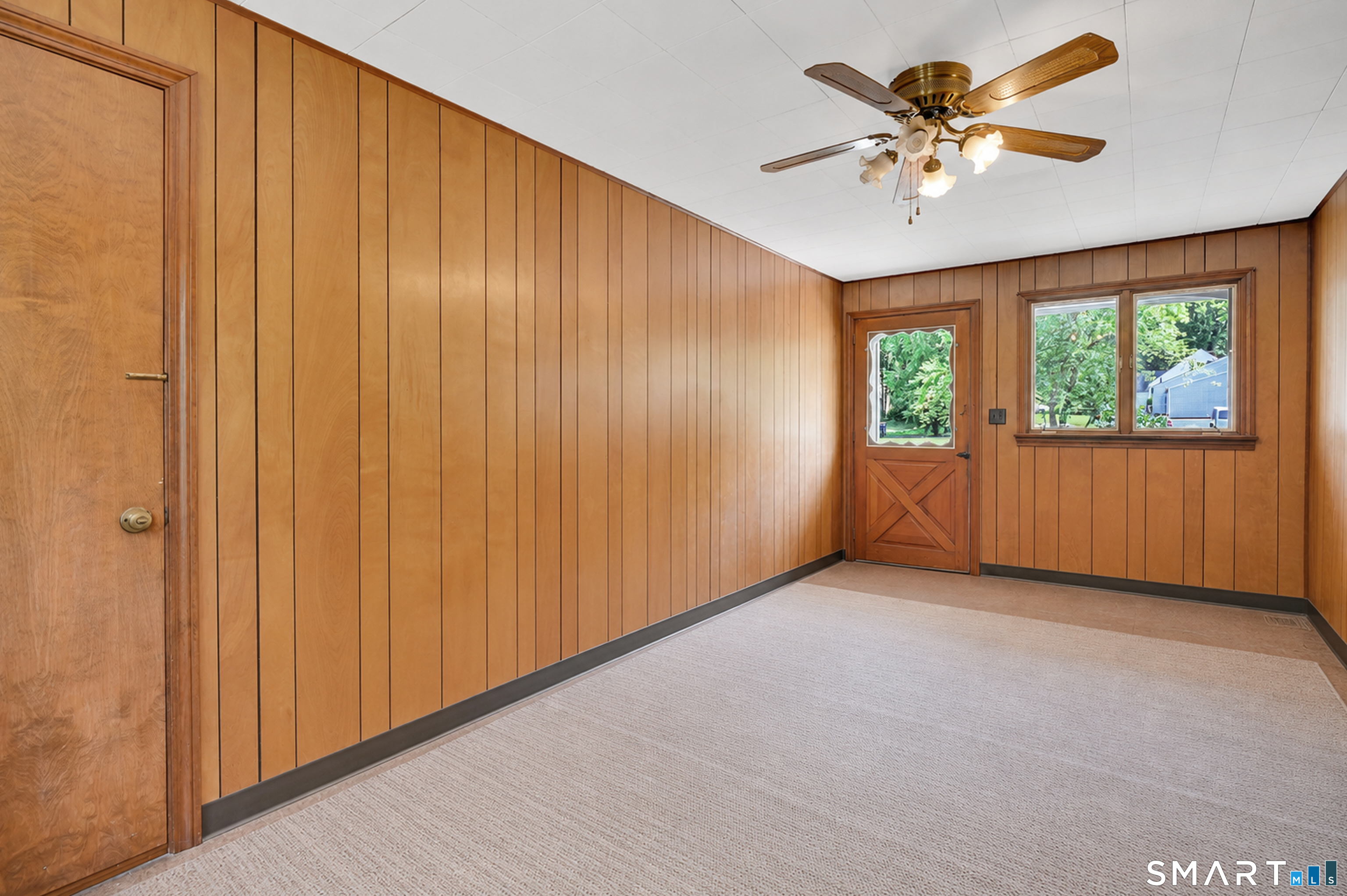 15 Bright Street Enfield, CT 06082 - Photo 5 of 31