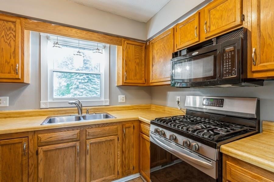 885 Prairie Ridge Road North Liberty, IA 52317 - Photo 7 of 25 Gallery Image 7