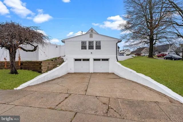 $3,500 | 64 Vividleaf Lane, Levittown, PA 19054