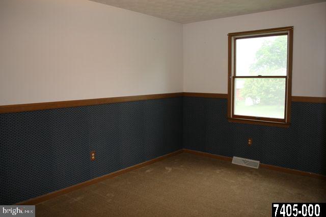 2 Loop Drive Hanover, PA 17331 - Photo 12 of 21 Gallery Image 12
