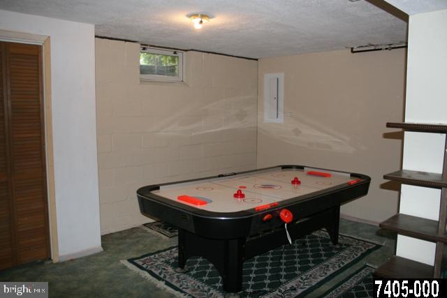 2 Loop Drive Hanover, PA 17331 - Photo 17 of 21 Gallery Image 17