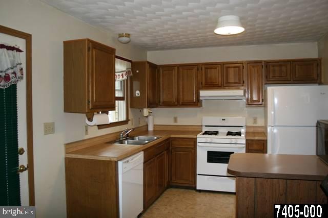 2 Loop Drive Hanover, PA 17331 - Photo 8 of 21 Gallery Image 8