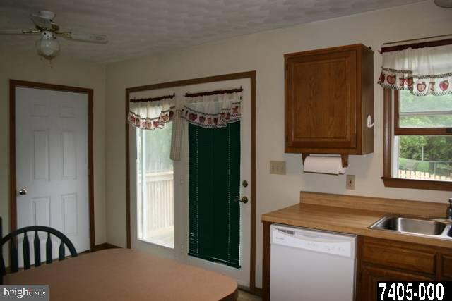 2 Loop Drive Hanover, PA 17331 - Photo 9 of 21 Gallery Image 9