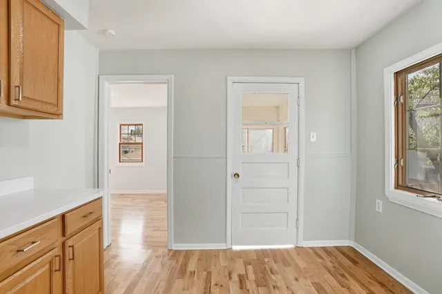 $210,000 | 2027 1/2 Davidson Place, Whiting, IN 46394