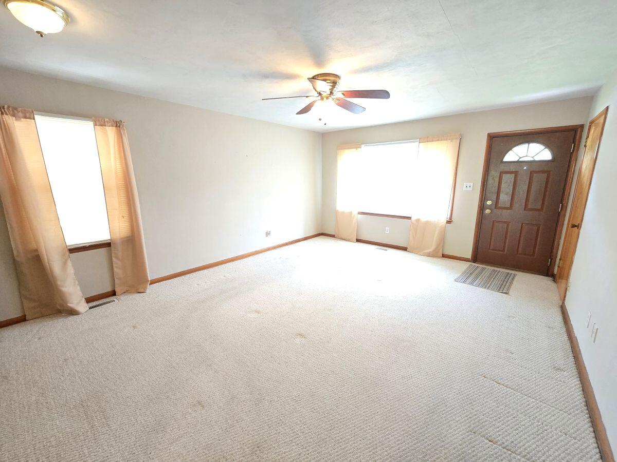 1134 Cedarview Drive Springfield, OH 45503 - Photo 7 of 32