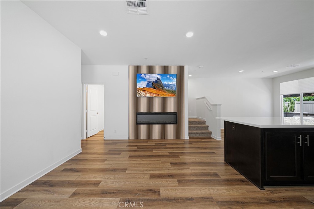 2775 West Pepper Tree Anaheim, CA 92801 - Photo 8 of 33 Gallery Image 8