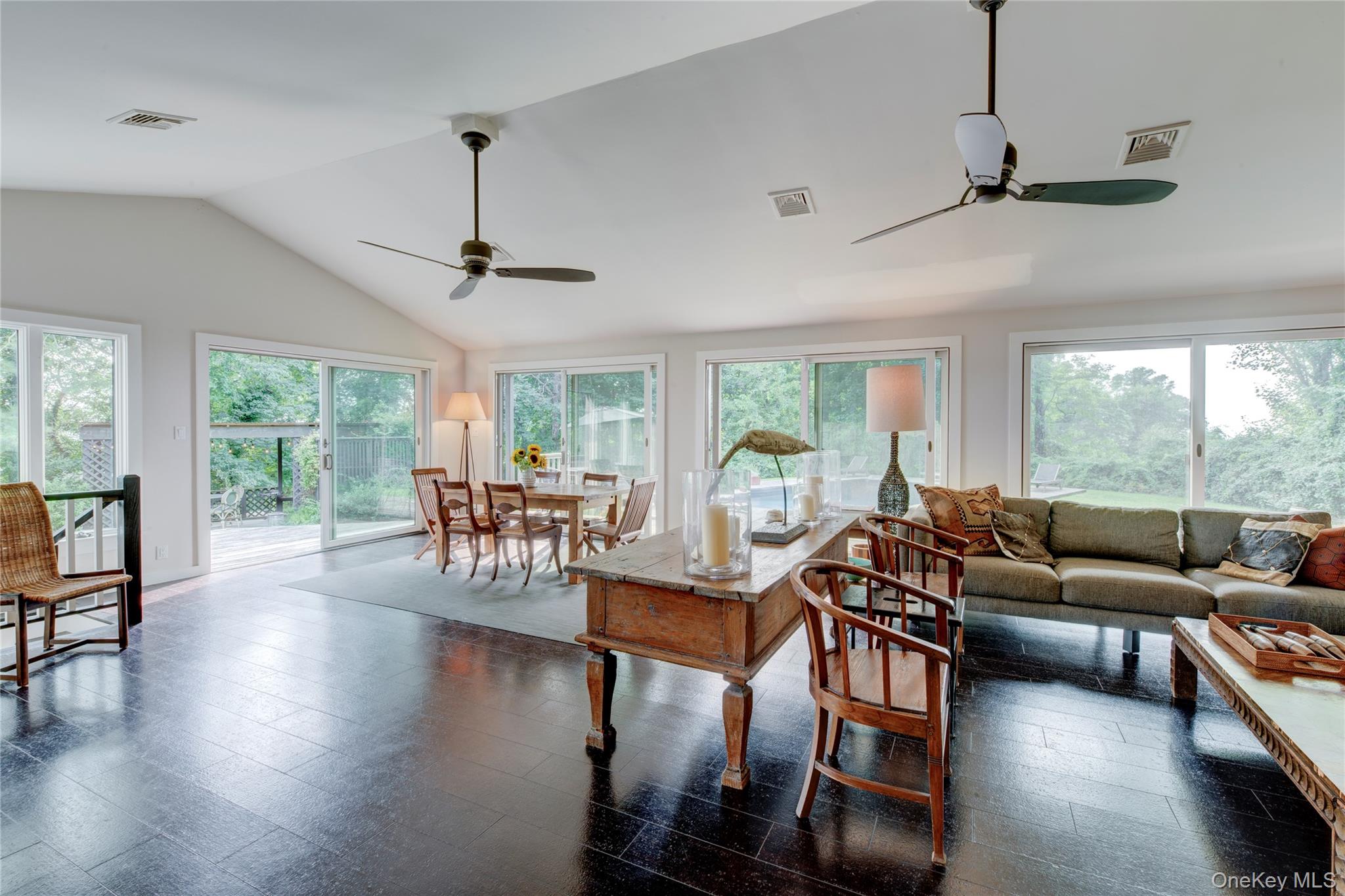495 Maple Lane Orient, NY 11957 - Photo 5 of 18 great room