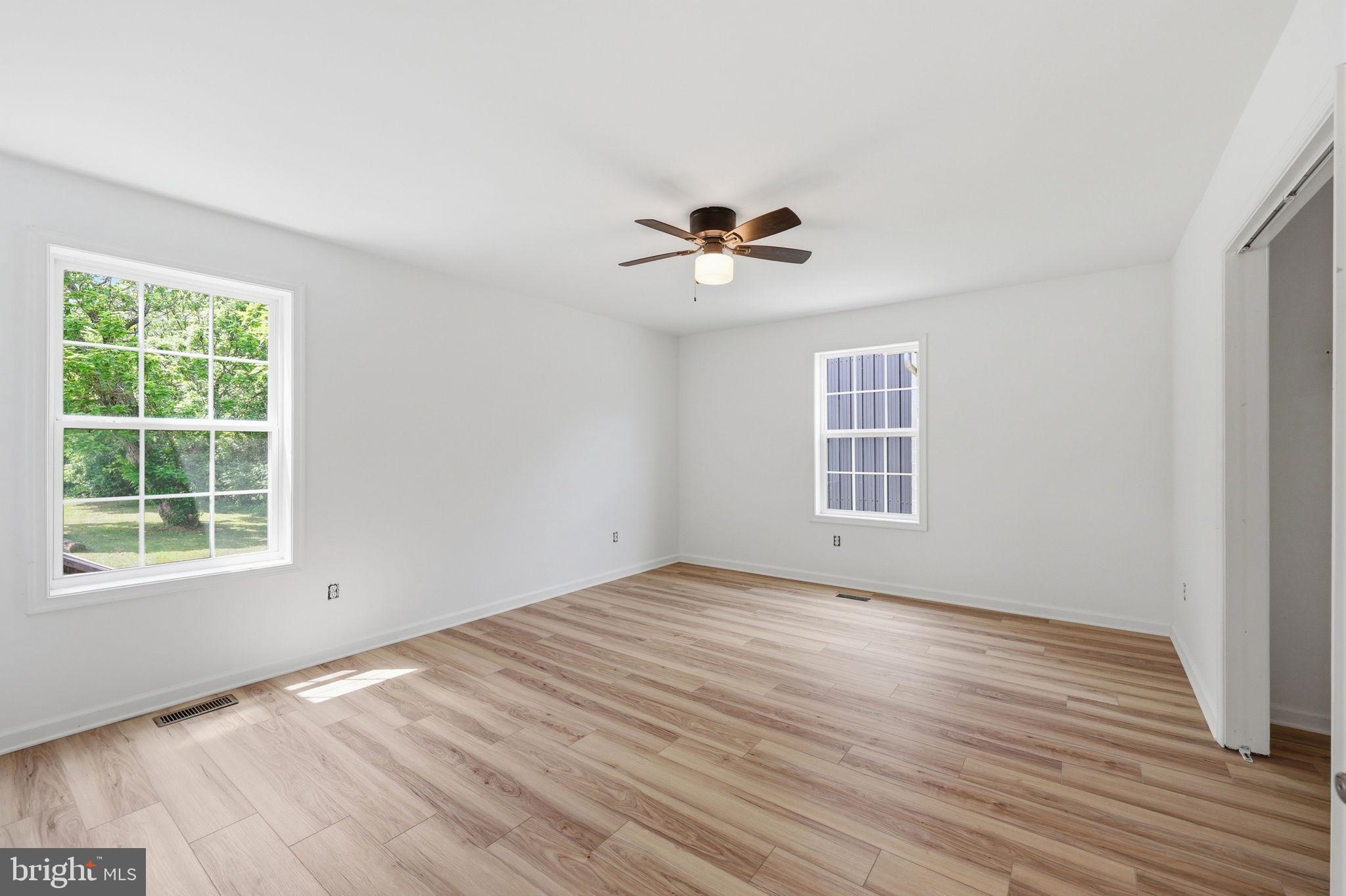 8757 Hedgesville Road Hedgesville, WV 25427 - Photo 35 of 40