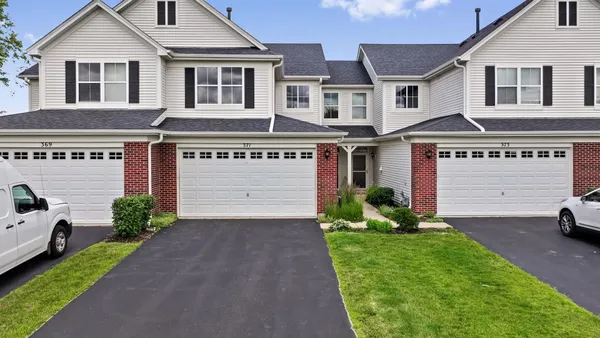 $350,000 | 371 McGrath Drive, Oswego, IL 60543