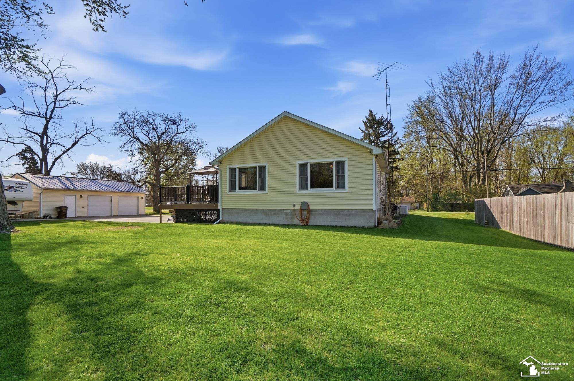 660 Pickard Road Temperance, MI 48182 - Photo 49 of 63