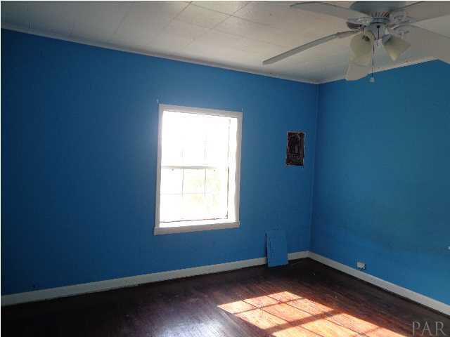 2280 Harvest Road Jay, FL 32565 - Photo 9 of 18 3rd bedroom w/ elec box