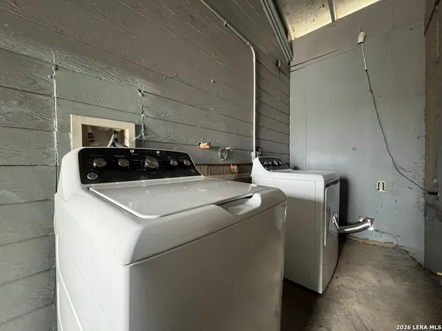 $925 | 378 East Petaluma Boulevard, Unit D, San Antonio, TX 78221