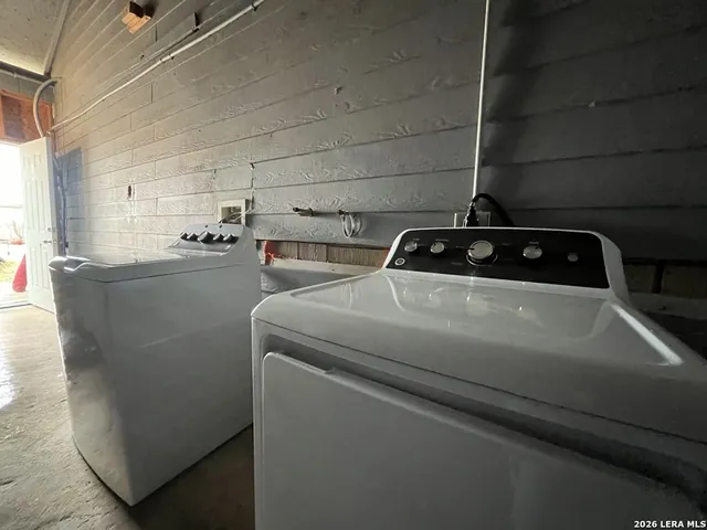 $925 | 378 East Petaluma Boulevard, Unit D, San Antonio, TX 78221