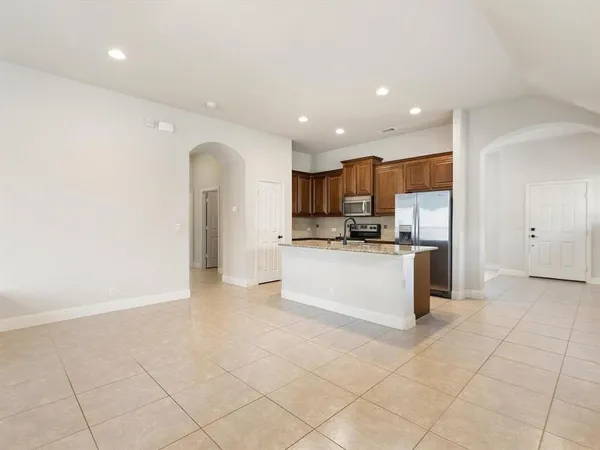 $2,095 | 2106 Hanakoa Falls Drive, Anna, TX 75409