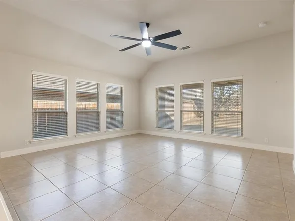 $2,095 | 2106 Hanakoa Falls Drive, Anna, TX 75409