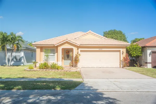 $4,200 | 20875 Northwest 20th Street, Pembroke Pines, FL 33029