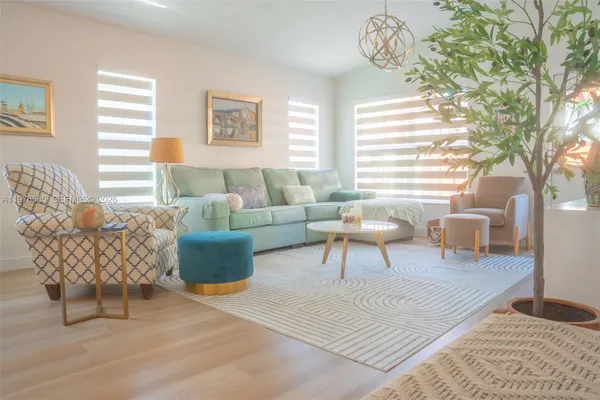 $4,200 | 20875 Northwest 20th Street, Pembroke Pines, FL 33029