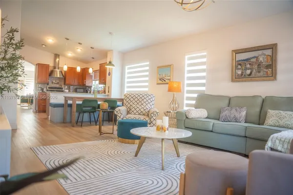 $4,200 | 20875 Northwest 20th Street, Pembroke Pines, FL 33029