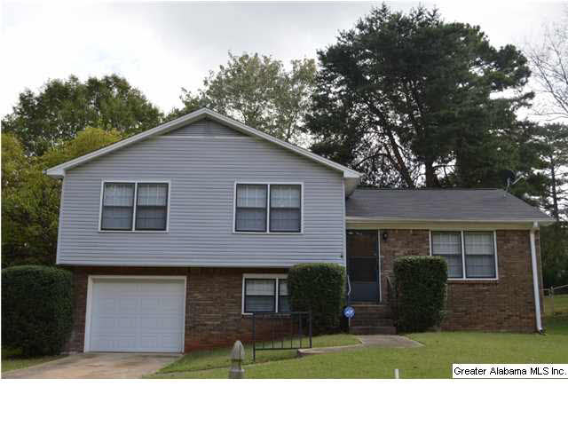 2525 Shoemaker Street Birmingham, AL 35235 - Photo 1 of 32
