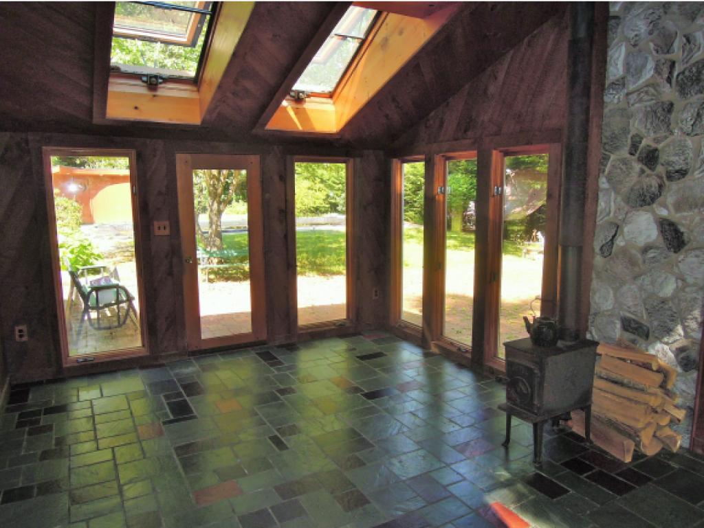 69 Griswold Drive Rockingham, VT 05101 - Photo 21 of 36 Gallery Image 21