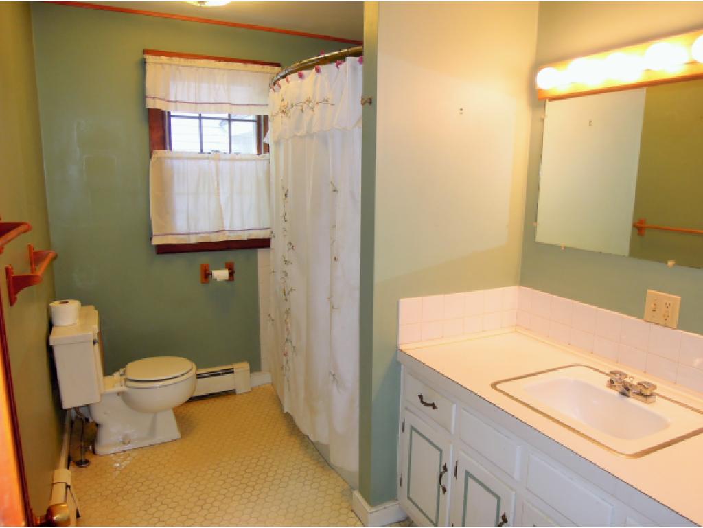 69 Griswold Drive Rockingham, VT 05101 - Photo 22 of 36 Gallery Image 22