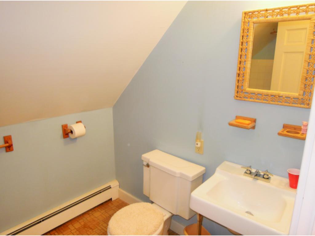 69 Griswold Drive Rockingham, VT 05101 - Photo 23 of 36 Gallery Image 23