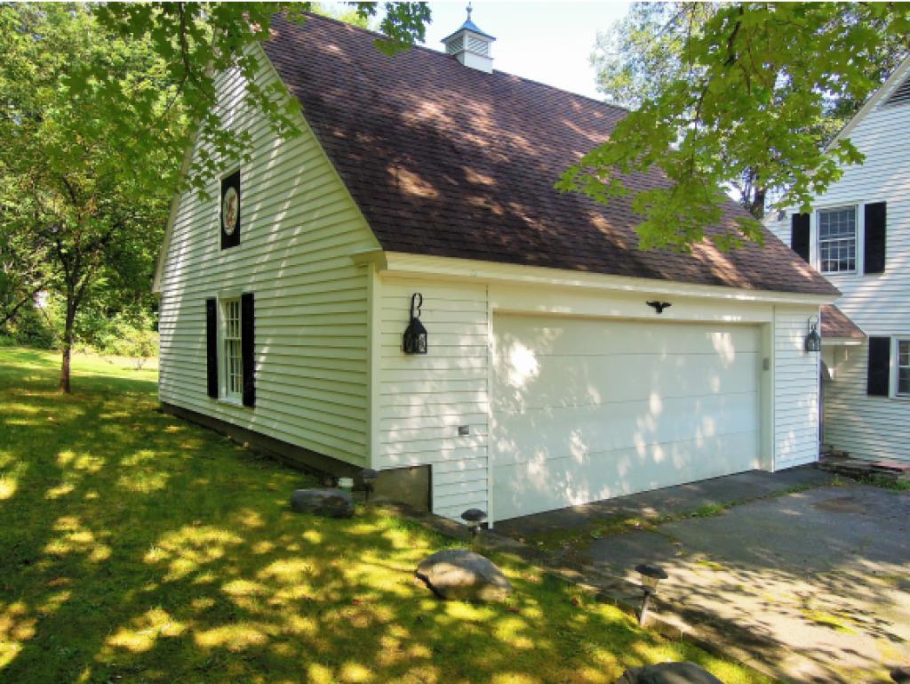 69 Griswold Drive Rockingham, VT 05101 - Photo 4 of 36 Gallery Image 4