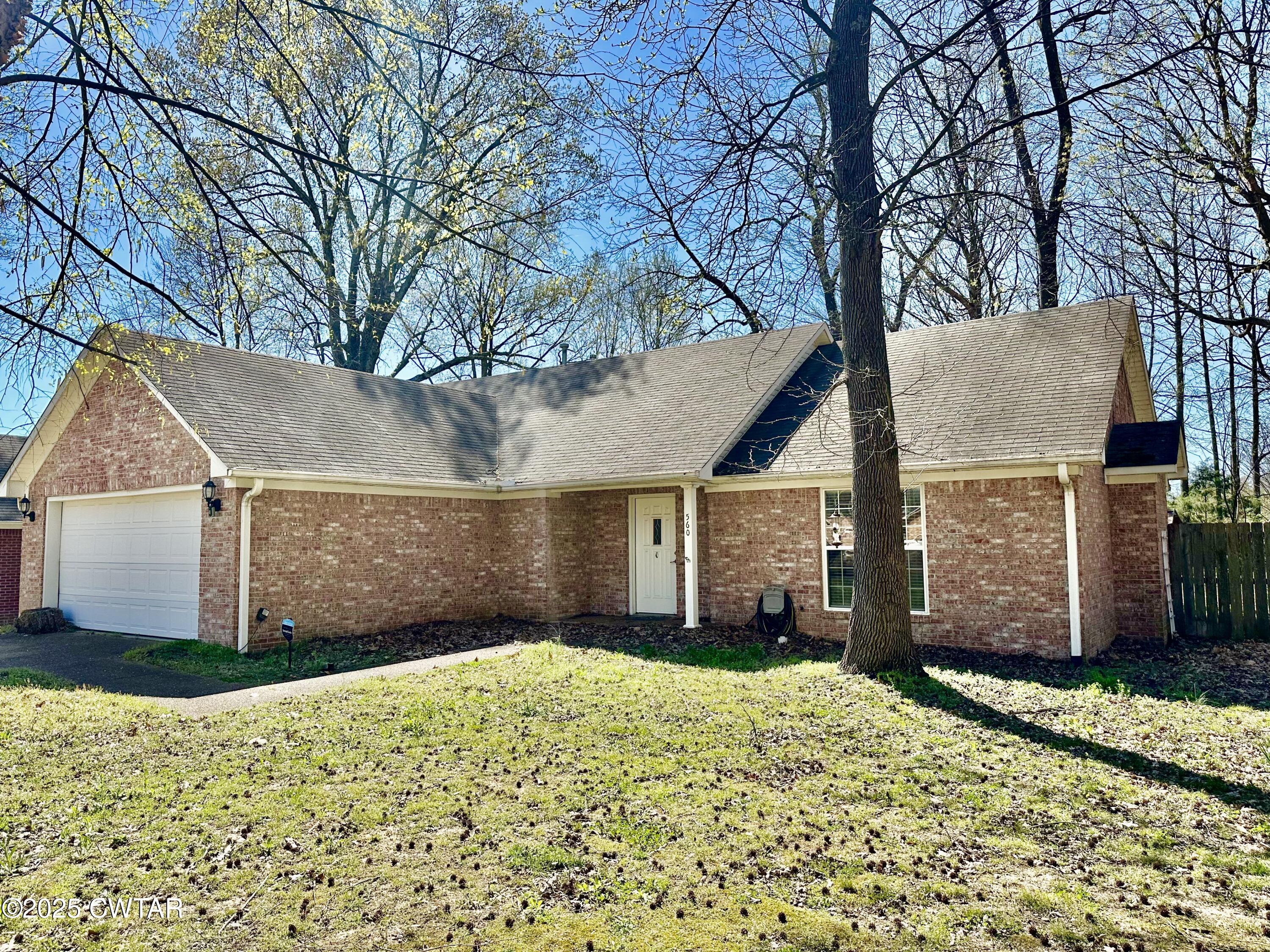 560 Old Humboldt Road Jackson, TN 38305 - Photo 2 of 23 IMG_5295